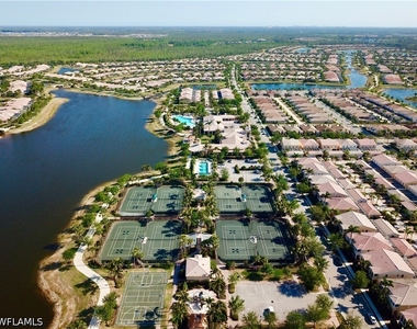 8578 Veronawalk Circle - Photo Thumbnail 22