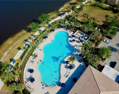 8578 Veronawalk Circle - Photo Thumbnail 18