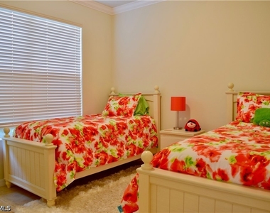8578 Veronawalk Circle - Photo Thumbnail 8