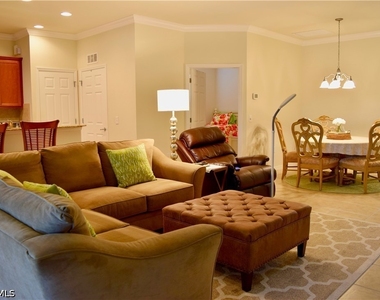 8578 Veronawalk Circle - Photo Thumbnail 3