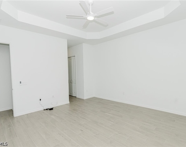 5415 Pikewood Court - Photo Thumbnail 24