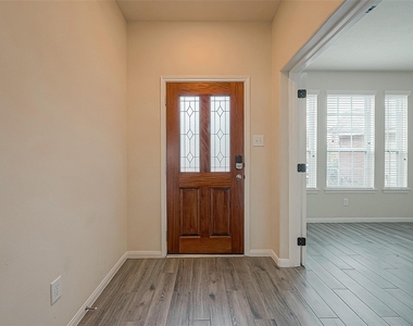 3403 Lilac Ranch Drive - Photo Thumbnail 3