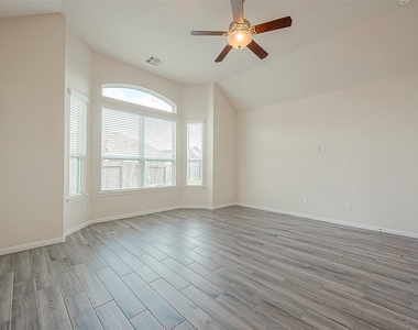 3403 Lilac Ranch Drive - Photo Thumbnail 36