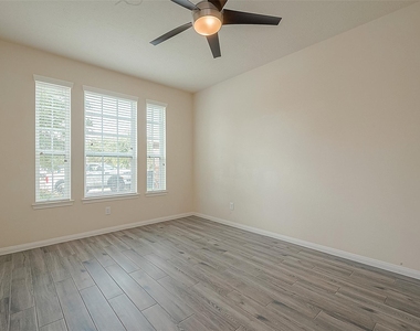3403 Lilac Ranch Drive - Photo Thumbnail 43