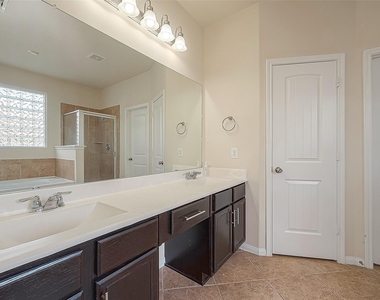 3403 Lilac Ranch Drive - Photo Thumbnail 38