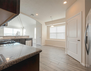3403 Lilac Ranch Drive - Photo Thumbnail 4