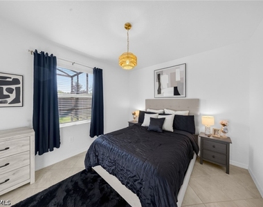 2196 Dragonfruit Way - Photo Thumbnail 8