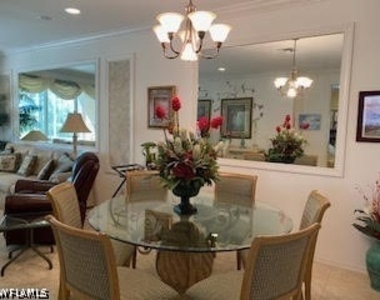 7832 Meridan Court - Photo Thumbnail 7