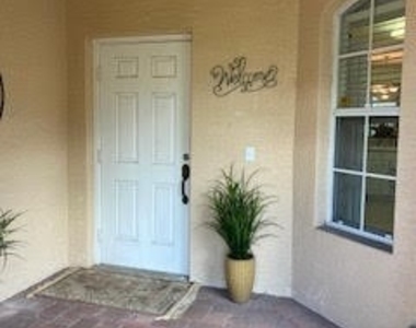 7832 Meridan Court - Photo Thumbnail 3