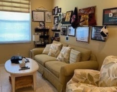 7832 Meridan Court - Photo Thumbnail 15