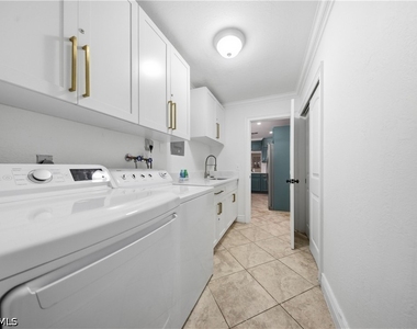 2473 Poinciana Street - Photo Thumbnail 16