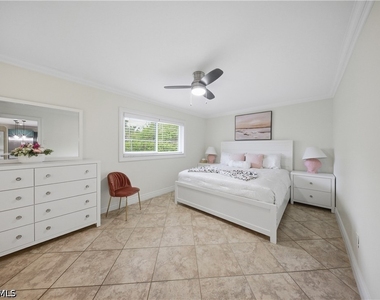 2473 Poinciana Street - Photo Thumbnail 12