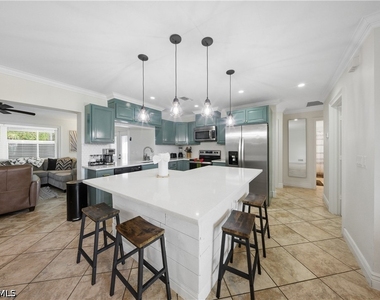 2473 Poinciana Street - Photo Thumbnail 10