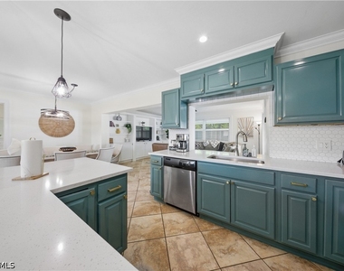 2473 Poinciana Street - Photo Thumbnail 33