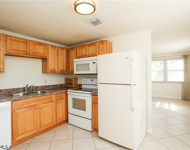 159 5th Street - Photo Thumbnail 10