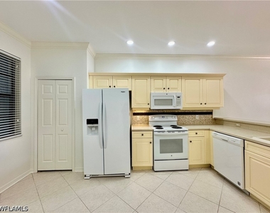 15031 Summit Place Circle - Photo Thumbnail 6