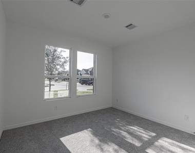 3022 Palm Branch - Photo Thumbnail 22