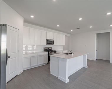 3022 Palm Branch - Photo Thumbnail 5