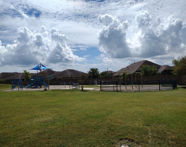 3022 Palm Branch - Photo Thumbnail 36