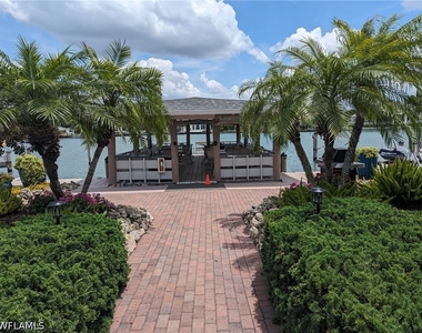 3400 Gulf Shore Boulevard N - Photo Thumbnail 14