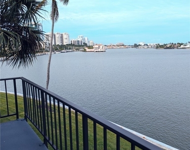 3400 Gulf Shore Boulevard N - Photo Thumbnail 12