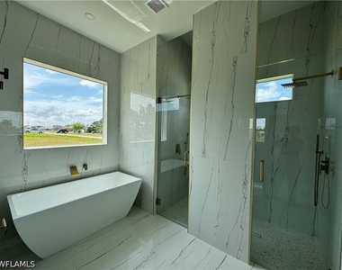 1421 Ne 17th Avenue - Photo Thumbnail 9