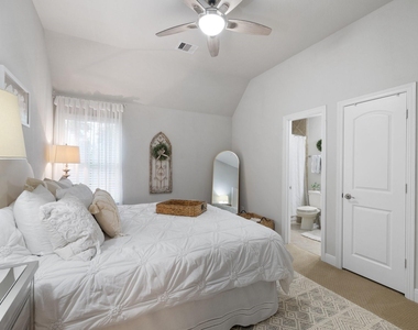 19 Cohasset Place - Photo Thumbnail 34