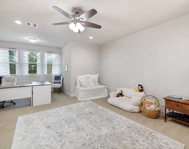 19 Cohasset Place - Photo Thumbnail 37