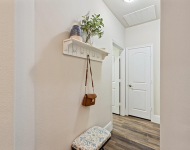 19 Cohasset Place - Photo Thumbnail 28