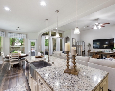 19 Cohasset Place - Photo Thumbnail 17