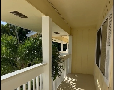 4629 Bayshore Drive - Photo Thumbnail 13