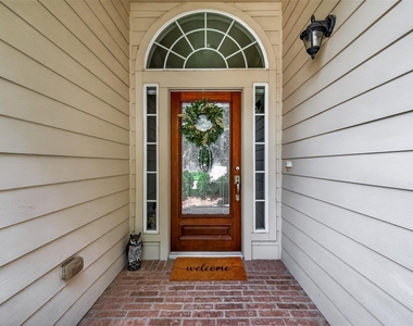 11518 Columbia Pines Lane - Photo Thumbnail 2