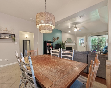 11518 Columbia Pines Lane - Photo Thumbnail 12