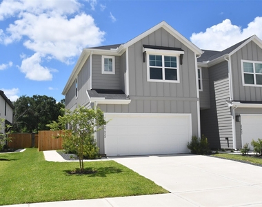27823 Western Creek Ct - Photo Thumbnail 1