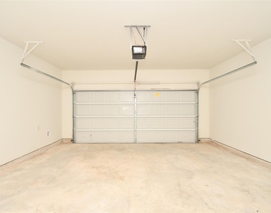 27823 Western Creek Ct - Photo Thumbnail 29