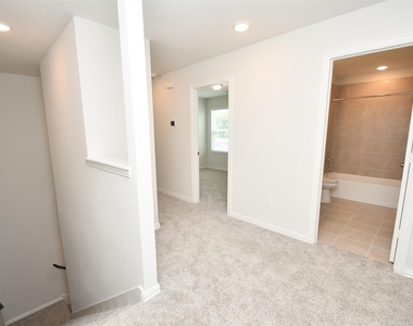 27823 Western Creek Ct - Photo Thumbnail 18