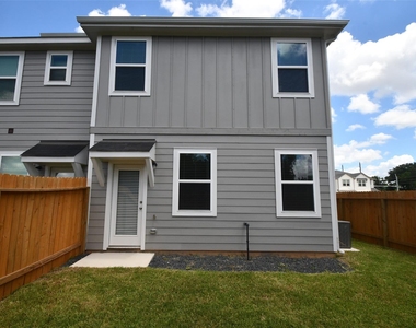 27823 Western Creek Ct - Photo Thumbnail 31