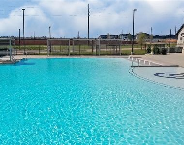 31606 Whittis Hill Way - Photo Thumbnail 9