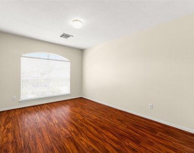 4111 Surreydon Drive - Photo Thumbnail 25