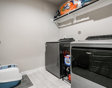 13005 Oleander Bay Lane - Photo Thumbnail 8