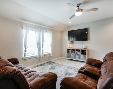 13005 Oleander Bay Lane - Photo Thumbnail 14