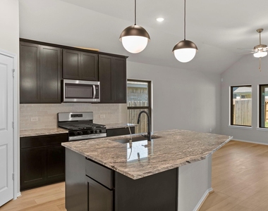 1016 Shoal Creek Trail - Photo Thumbnail 4