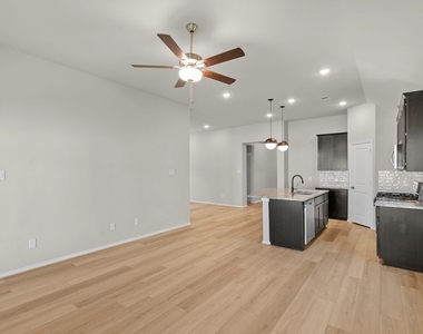1016 Shoal Creek Trail - Photo Thumbnail 10