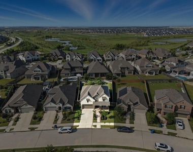 15011 Old Horseshoe Lake Drive - Photo Thumbnail 38