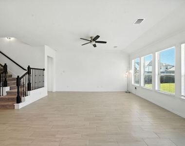 15011 Old Horseshoe Lake Drive - Photo Thumbnail 6