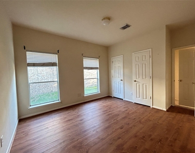 6714 Portuguese Bend Drive - Photo Thumbnail 10