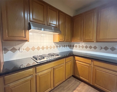 6714 Portuguese Bend Drive - Photo Thumbnail 7