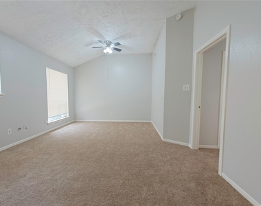 21310 Park Run Drive - Photo Thumbnail 11
