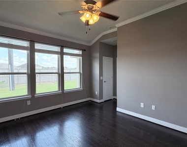 5030 Rue Dela Croix Drive - Photo Thumbnail 11