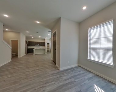22824 Frassino Place - Photo Thumbnail 2